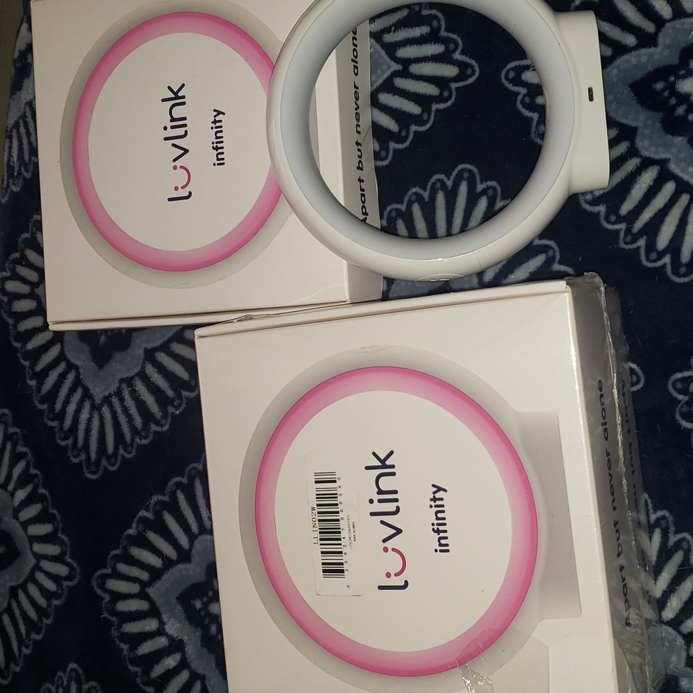 NWT Luvlink Infinity